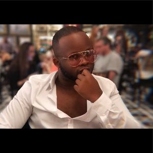 Meet your Posher, Asante